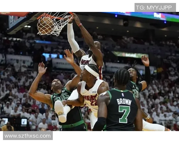 NBA篮球明星风采尽显精彩瞬间的照片集锦与背后故事分享 NBA篮球明星风采尽显精彩瞬间的照片集锦与背后故事分享